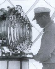 The Jewel in the Sand: Manufacturing Lighthouse Lenses