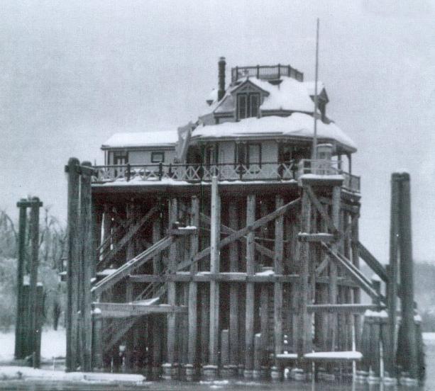 Willamette River Light Station, Oregon: Only Yesterday